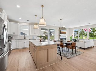 19111 Cloverleaf Way, Farmington, MN 55024