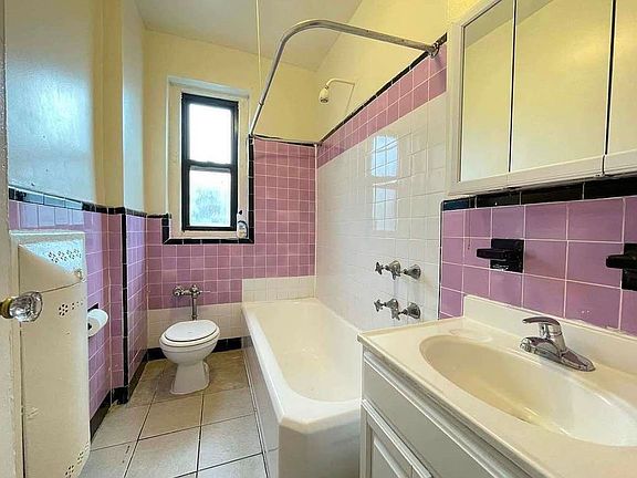 5th image of 505 Ocean Ave APT 4G