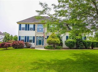 778 Heather Ln, Easton, PA 18040