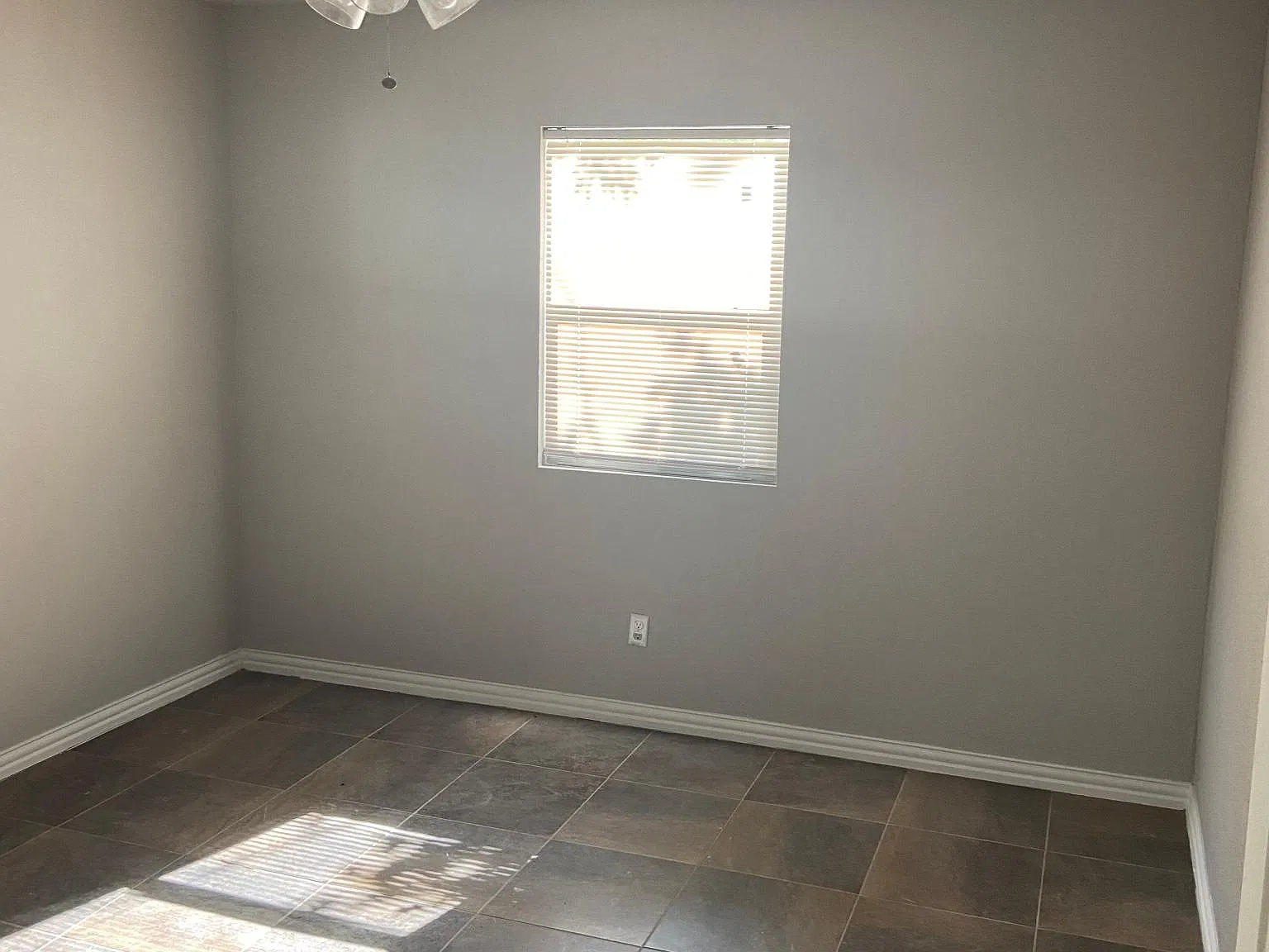 4723 Bartlett Ave — Photo 4