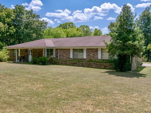 50 Tamara St, Batesville, AR 72501