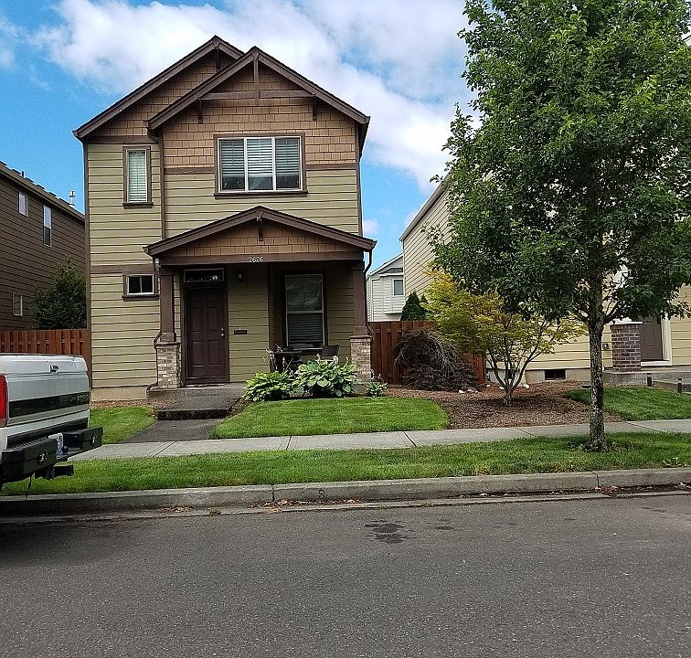 1st image of 2626 NE 88th Pl