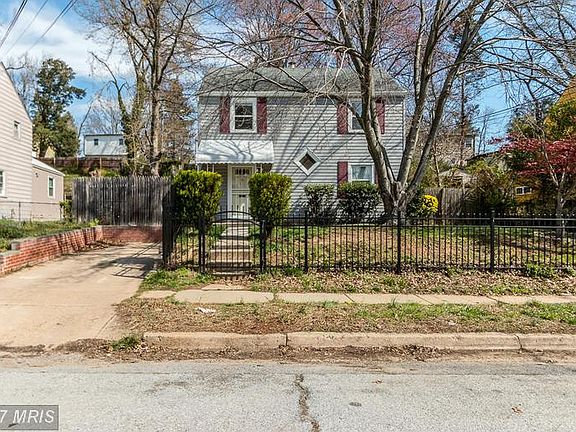 3rd image of 7202 Kent Town Dr