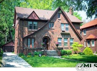 18235 Oak Dr, Detroit, MI 48221