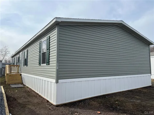 241 Birchwood Est, Pittston, PA 18643