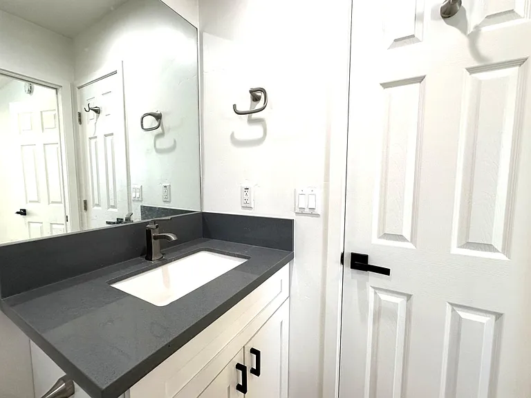 Beautifully Remodeled Property in Prime North Park Location — Photo 6