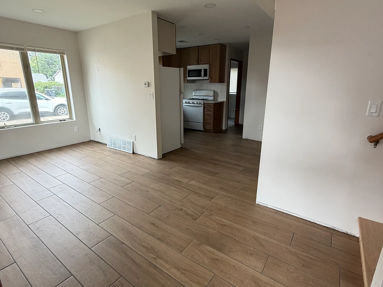 2 bed, 2000 sqft, $1,500 — Photo 4