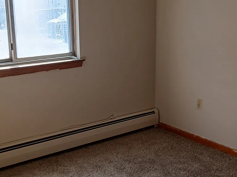 346 Robert Dr #3 — Photo 6