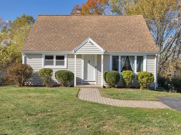 235 Orchard Avenue, Newington, CT 06111