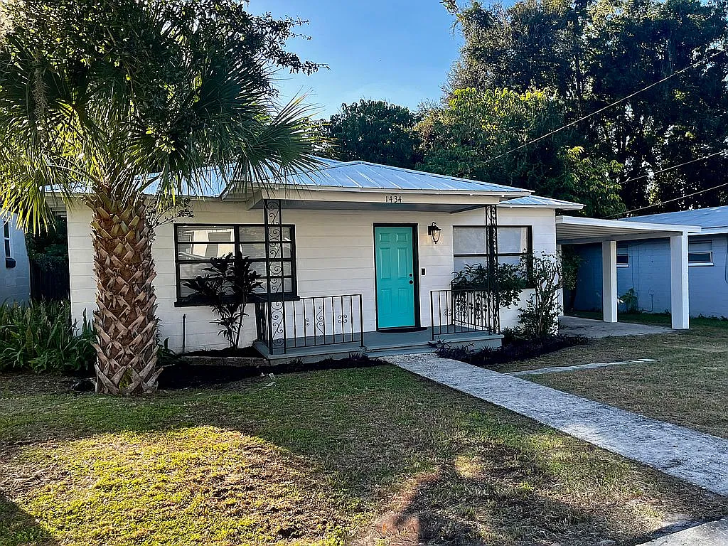 Property main image