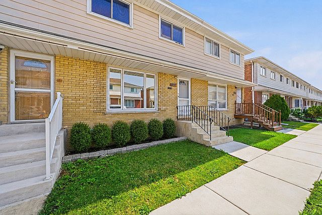 1st image of 9837 Garden Ct