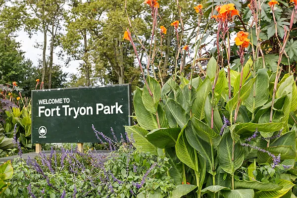 Sold by Compass | media 25