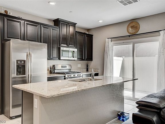 4th image of 2861 Sunflower Days Ave APT 1143