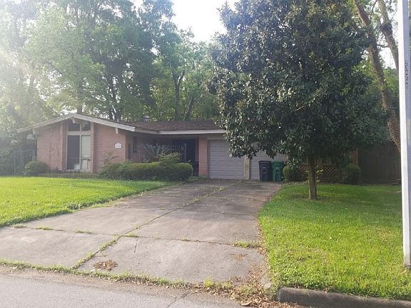 2nd image of 9615 Meadowcroft Dr