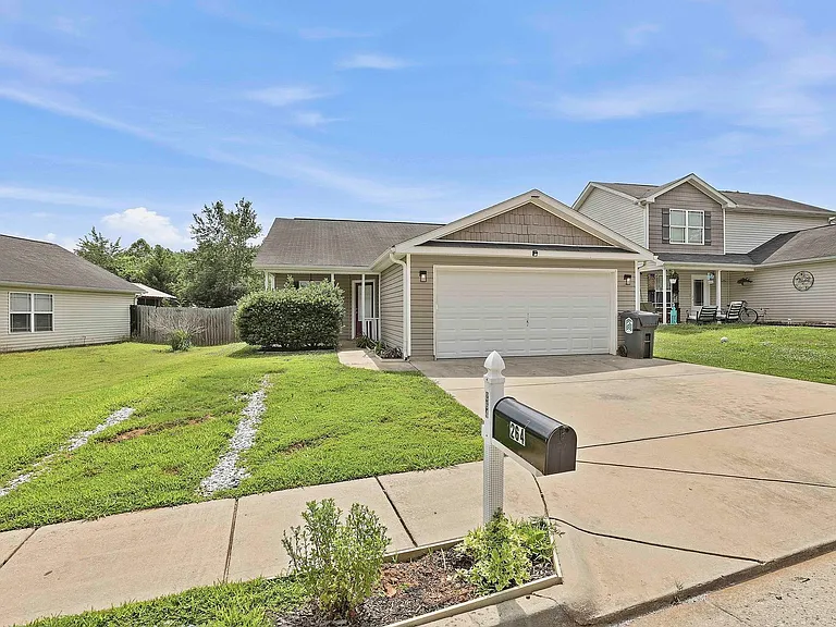 264 Wrightsburg Way — Photo 2