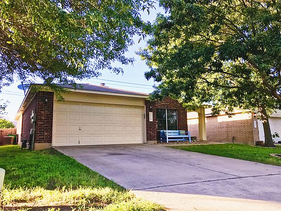 3rd image of 1715 Lloydminister Way