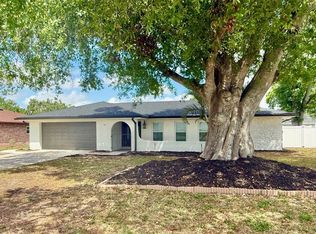 66 Alachua Dr, Winter Haven, FL 33884