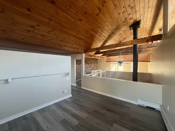 2142 5th Ave #2, Troy, NY 12180