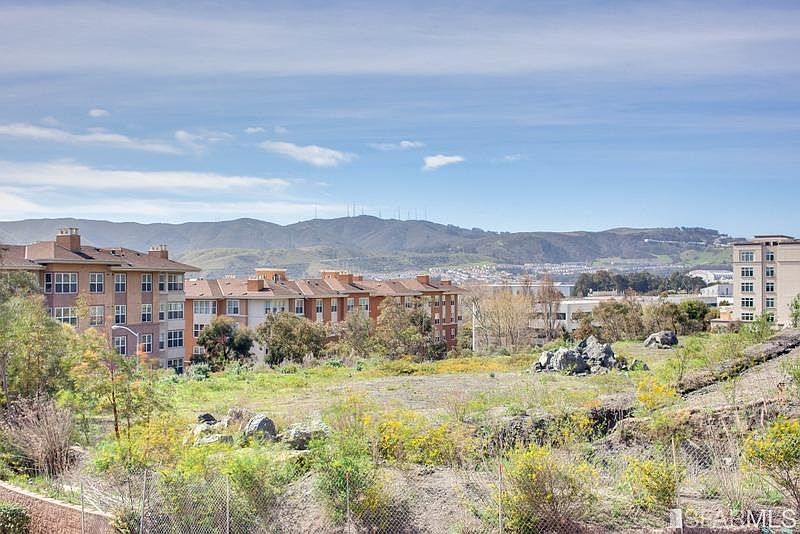 1st image of 501 Crescent Way APT 5108