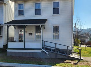 214 Mulberry St, Hollidaysburg, PA