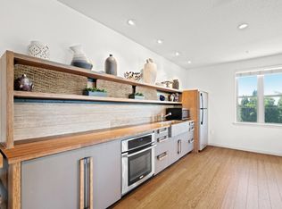 Hawthorne Twenty-Six, Portland, OR 97214