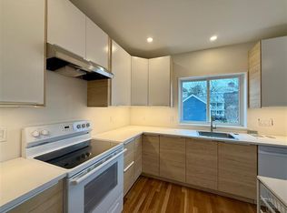 22 Elm Pl, Somerville, MA 02143