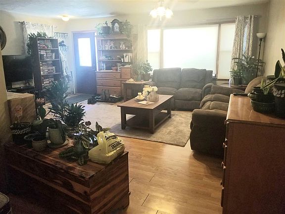 2nd image of 307 W Martin St