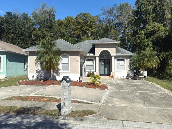 12140 Hunters Lake Dr, New Port Richey, FL 34654