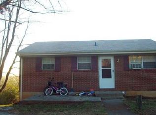 1701 Mayfield Dr APT 1B, Roanoke, VA 24014
