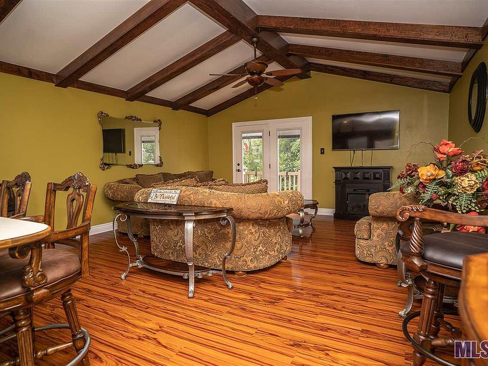 1st image of 31682 River Pines Dr