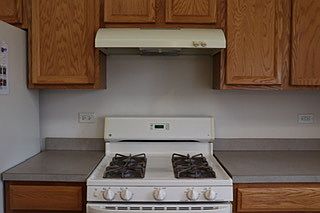 3rd image of 11740 Glenn Cir