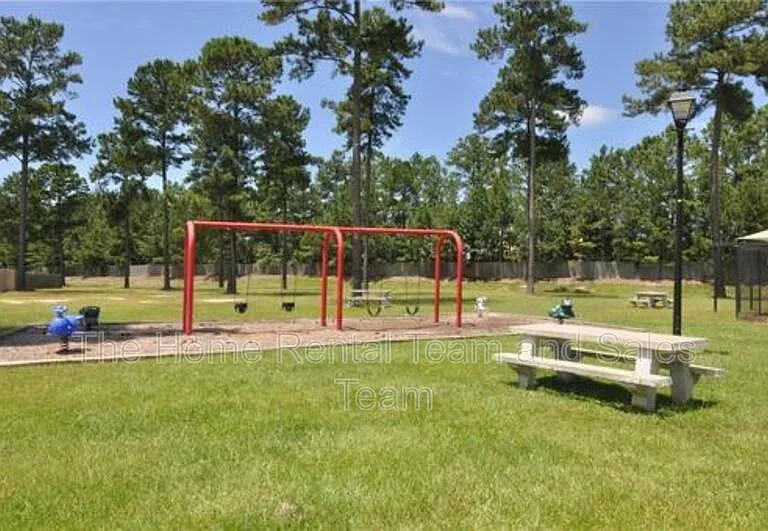 258 Lancaster Way — Photo 20