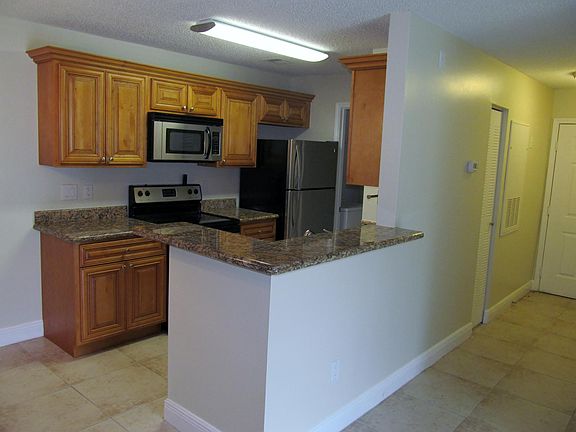 5th image of 2504 Grassy Point Dr Unit 114