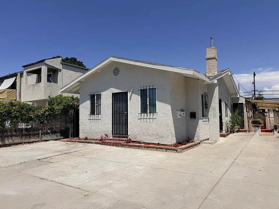 4151 Van Dyke Ave
