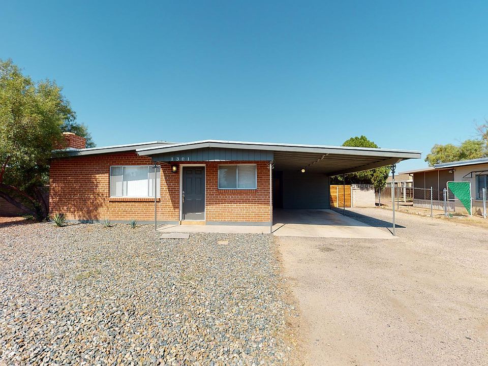 1st image of 1301 N Rosemont Blvd