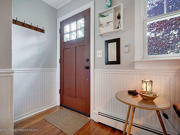 5th image of 20 Franklin Ave