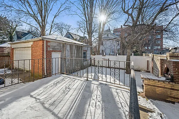 Rented by Poljan Properties Inc. | media 11