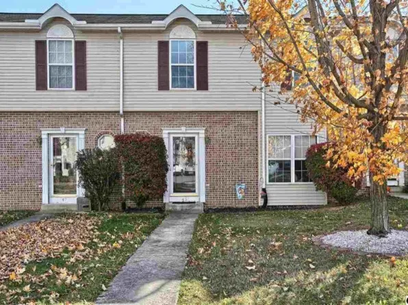 45 Southmont Dr, Enola, PA 17025