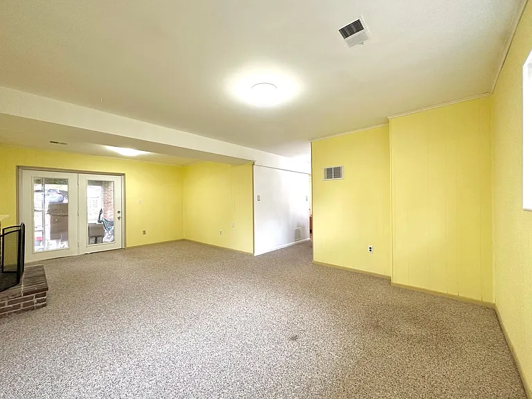 4 Renmark Ct — Photo 25