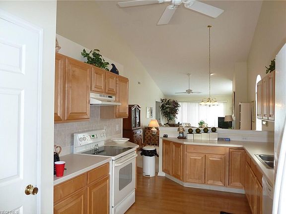5th image of 2627 Edgebrook Xing