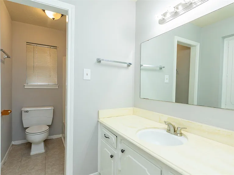 2921 Chicago St — Photo 21