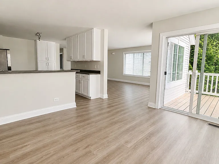2144 Concord Dr #2144 — Photo 6