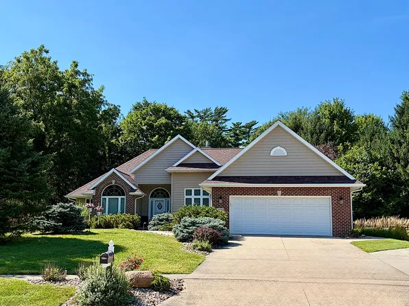 1004 Sampson Dr, Nevada, IA 50201