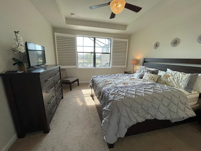 7631 Jacaranda Ln — Photo 24
