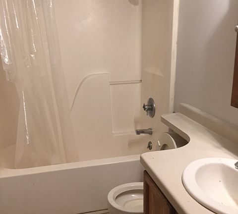 3rd image of 124 Earl St APT 1