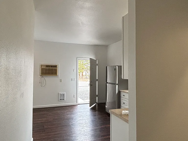 230 Hoose St #B — Photo 3