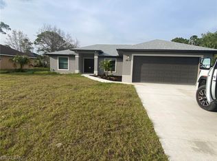 2816 10th St W, Lehigh Acres, FL 33971