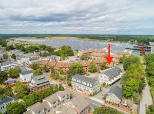 124 Merrimac St UNIT F, Newburyport, MA 01950
