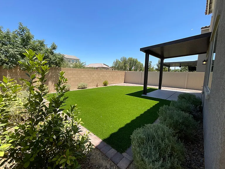 18 Pivot Ave — Photo 13