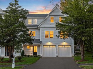 30 Meriam St #30, Lexington, MA 02420